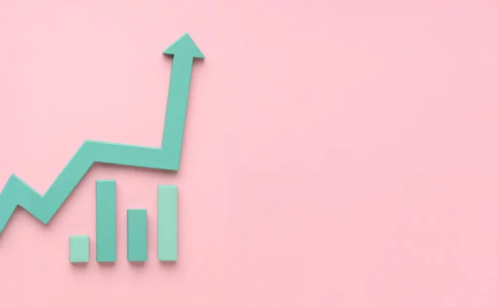 Upward trending arrow, representing how automated lead qualification drives ROI